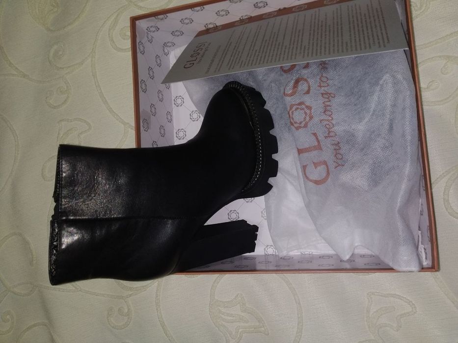 Новая чисто фабричная от мирового бренда glossi