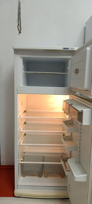 Продаю холодильник