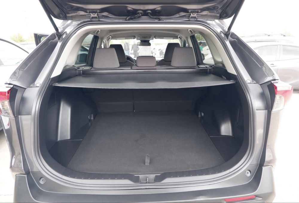 Автомобиль  RAV 4