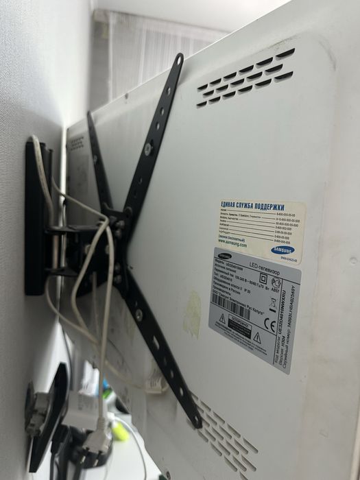 Продам телевизор самсунг белый