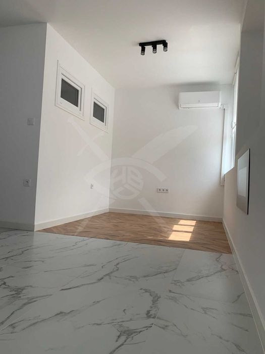 Продава се Едностаен апартамент в Пловдив, Тракия - 38 кв.м за 1530 €/кв.м - Снимка #3