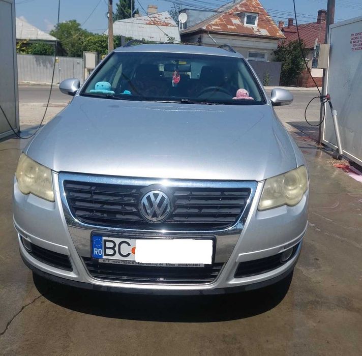 VOLKSWAGEN Passat 2005