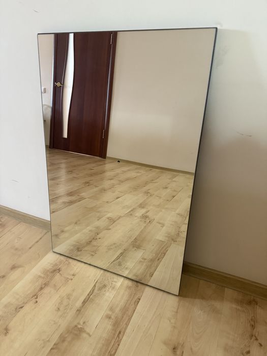 Зеркало настенное