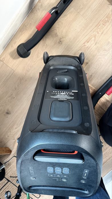 Vand boxa JBL partybox 310