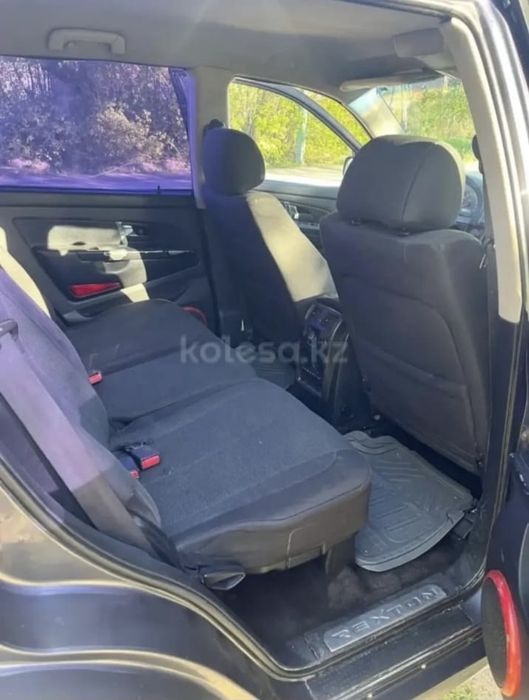 Продам авто санг енг рекстон.
