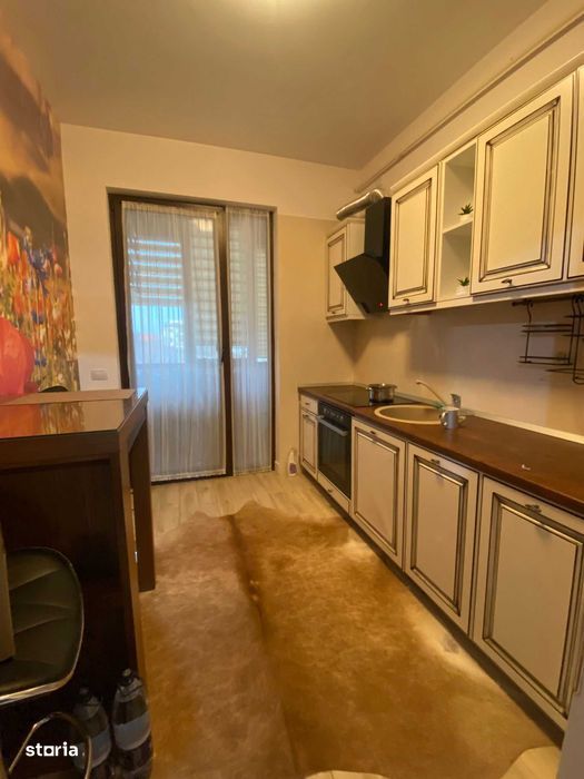 Apartament 2 camere decomandat, etaj 35, Hlincea, baie cu geam, bloc 2