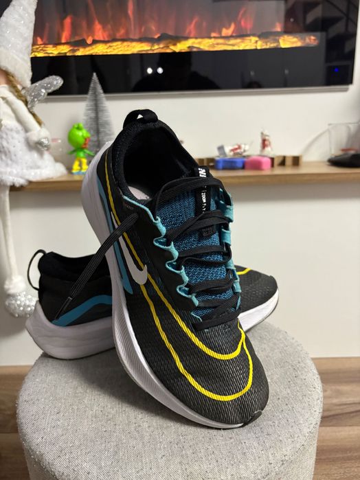 Incaltaminte Nike Zoom Fly 4