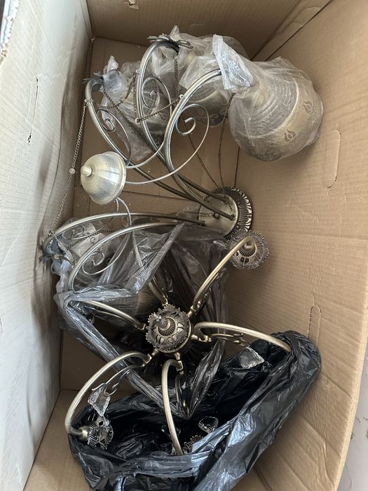 Продам Люстру 3 штуки