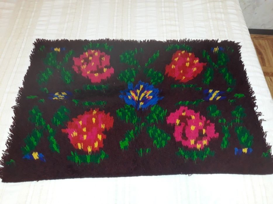 Губер и пелена - домашно тъкани за декорация