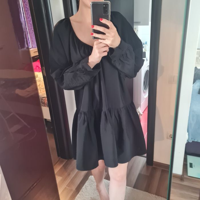 Rochie eleganta noua neagra