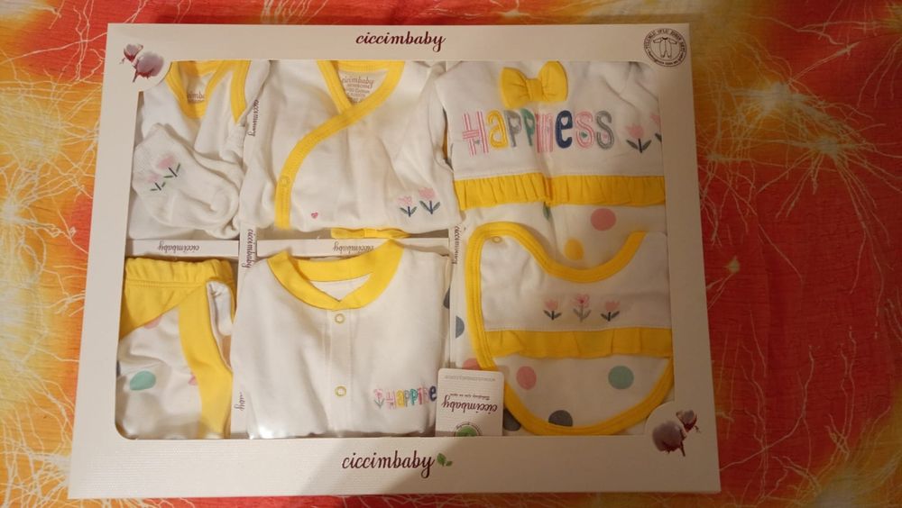 Seturi bebeluși de 10 piese