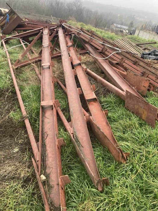 Продавам метални ферми 12 броя
