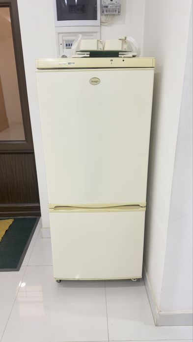 Холодильник хороший рабочий