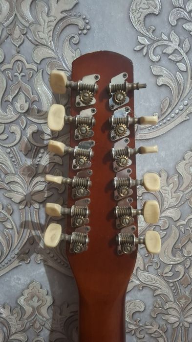 Гитара 12 струнная