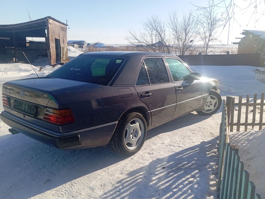 Продам мерса на полном ходу