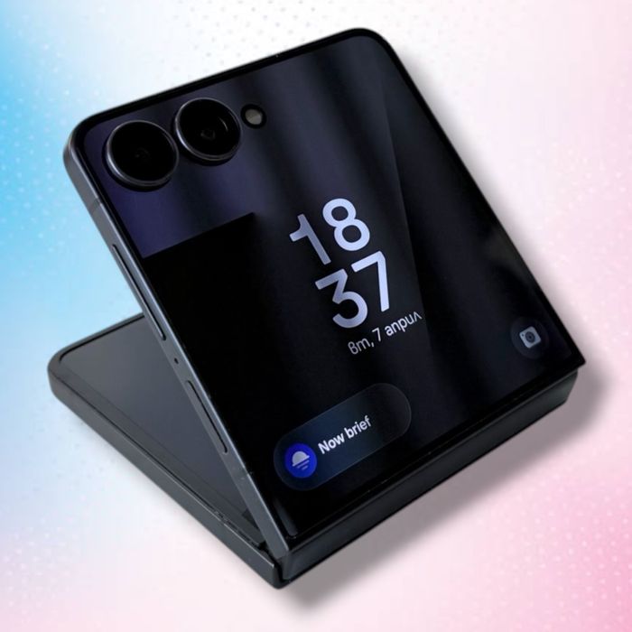 Samsung Galaxy Z Flip 7 5G 256GB 12RAM Jet Black Перфектен! Гаранция!