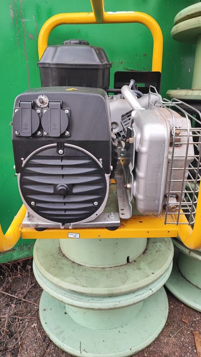 Генератор инверторен бензинов Briggs & Stratton