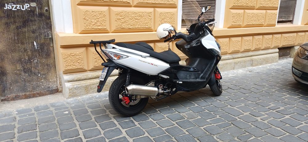 Maxiscuter Kymco Xciting 300R / adus recent