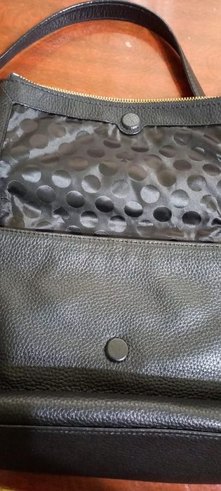 Продам кожанную суммку.