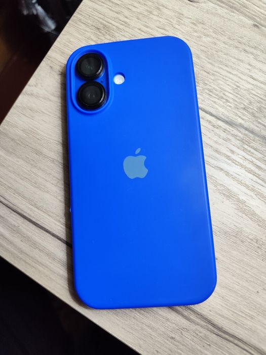 Iphone 16 ultramarine ( Kòk )