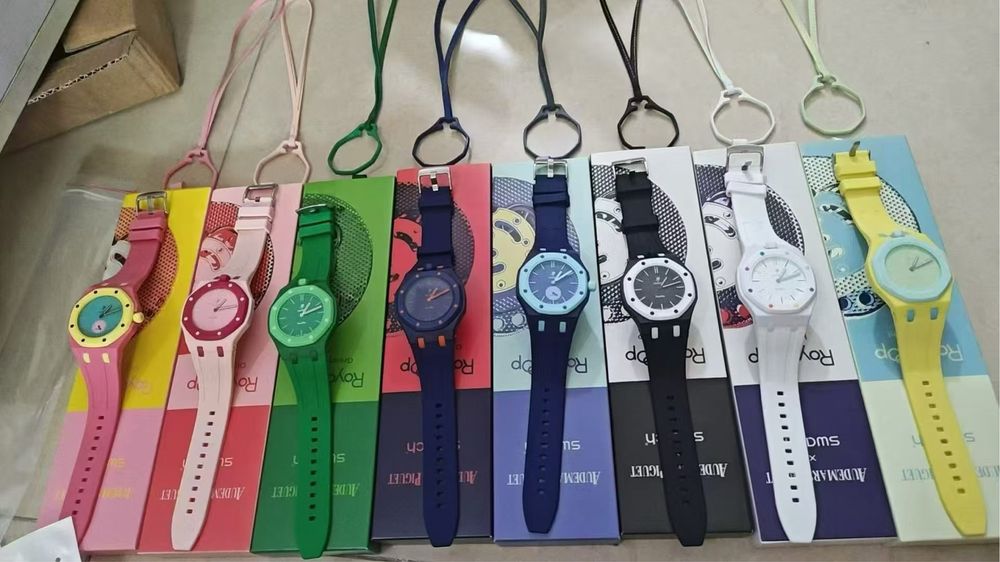 Часы AP x Swatch Royal Pop