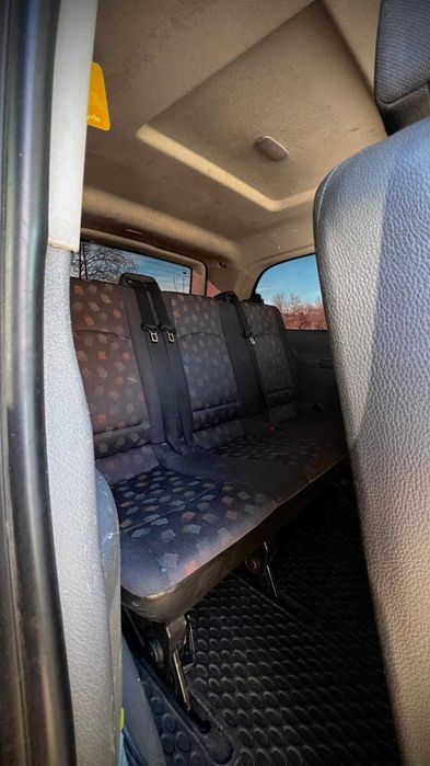 Mercedes Vito 2,2 cdi  8+1 persoane