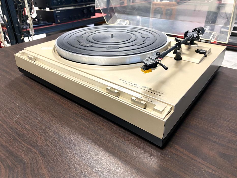 Грамофон Marantz