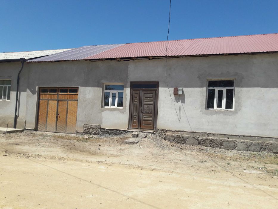 Хожелиде таза салынган уй сатылады