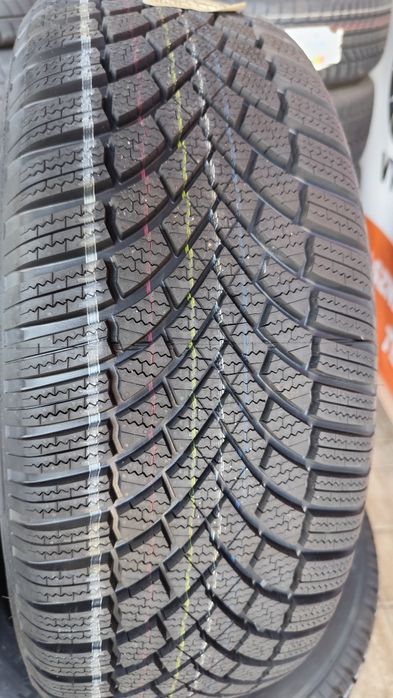 Jante audi Q4 F4 e-tron 235/55/19 noi