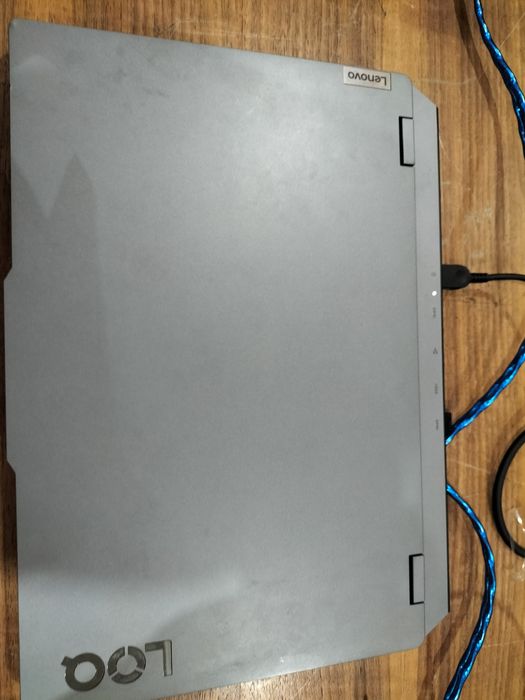 Lenovo Loq 15ARP9