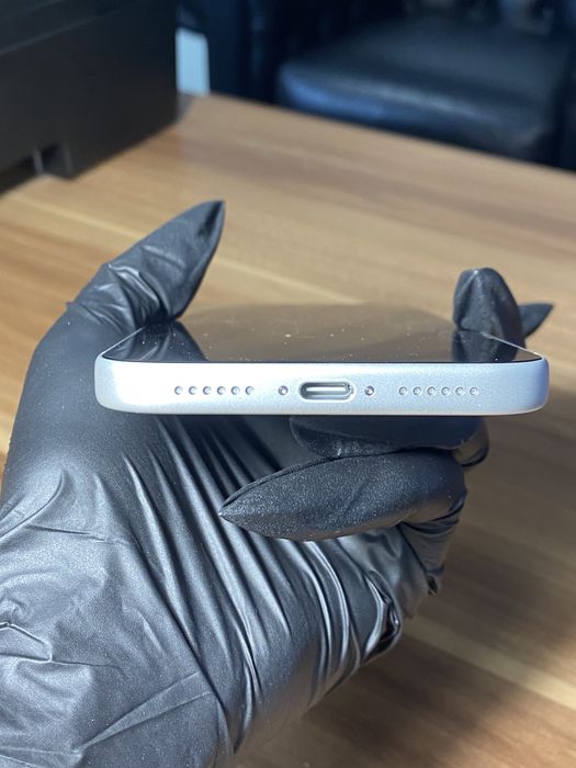 iPhone 17 Pro Max  • 256 GB • Silver