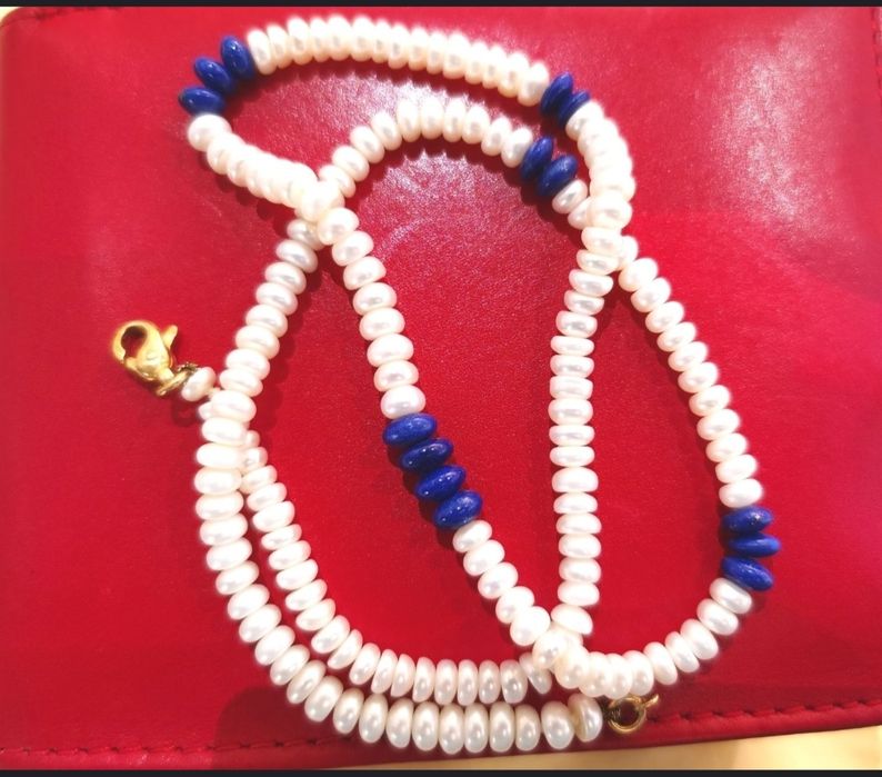 Colier superb din perle mici de cultura cu Lapiz Lazuli 18.84gr delica