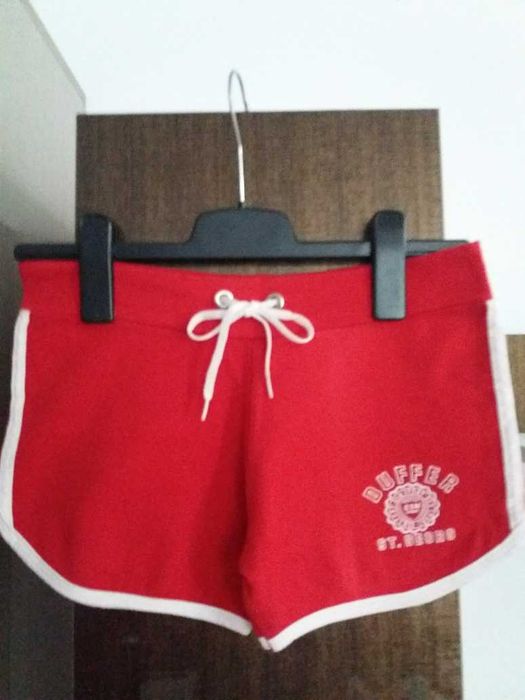 Pantaloni scurti de trening