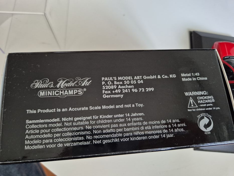 Macheta VW Golf 4 1:43 Minichamps