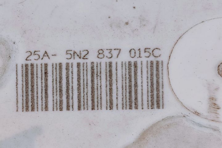 Broasca Usa  stanga fata 5N2837015C Volkswagen VW Passat CC prima gen