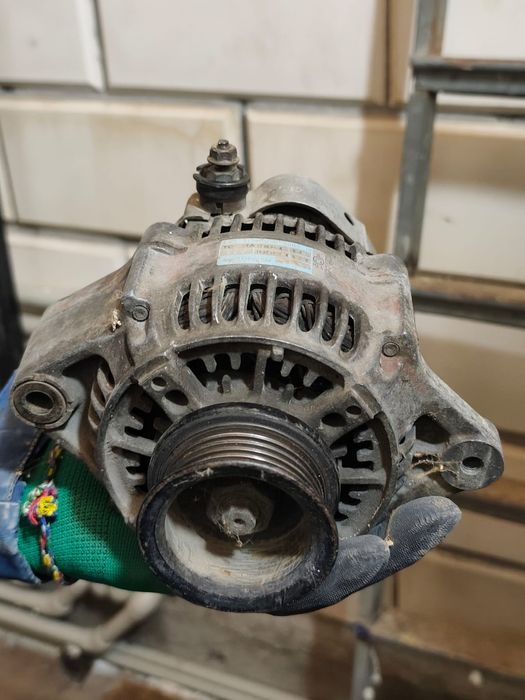 Генератор от Toyota