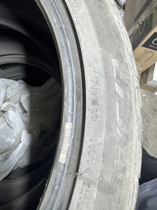 Продам резину на 22