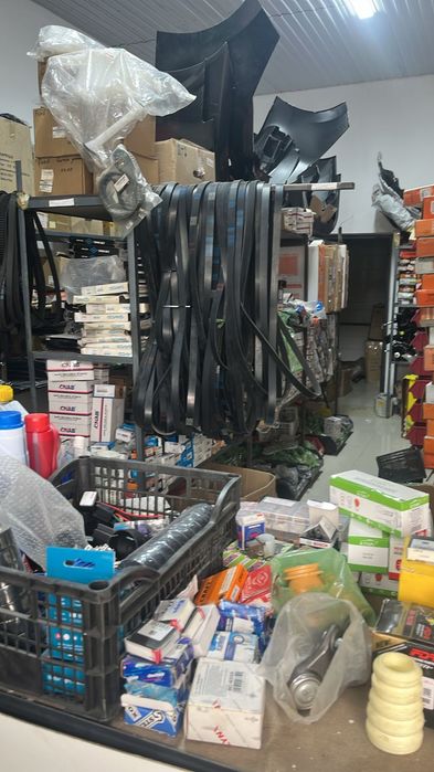 Продается автозапчасти