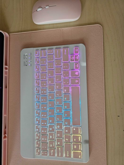 Безжична клавиатура