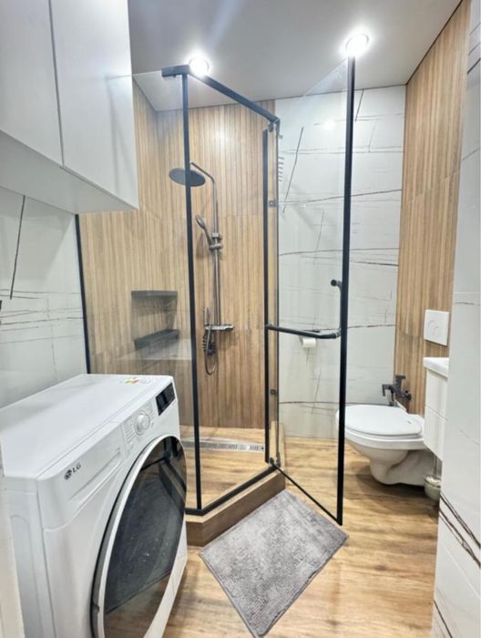 Сдается 2х ком кв в центре левого