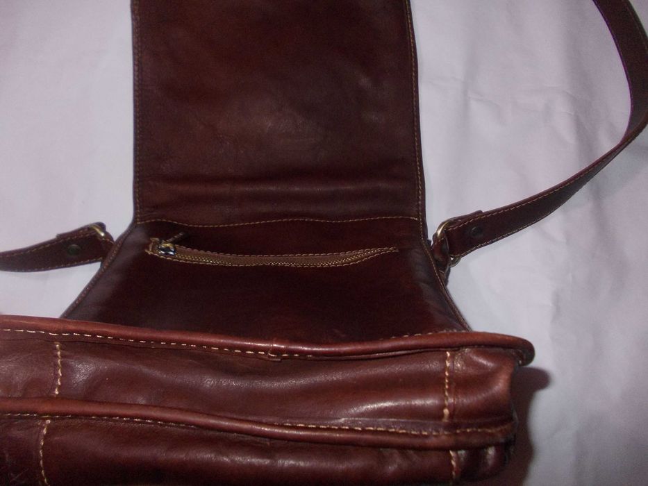 Borseta barbat piele naturala bivol geanta medie 29cm Italy Poze reale