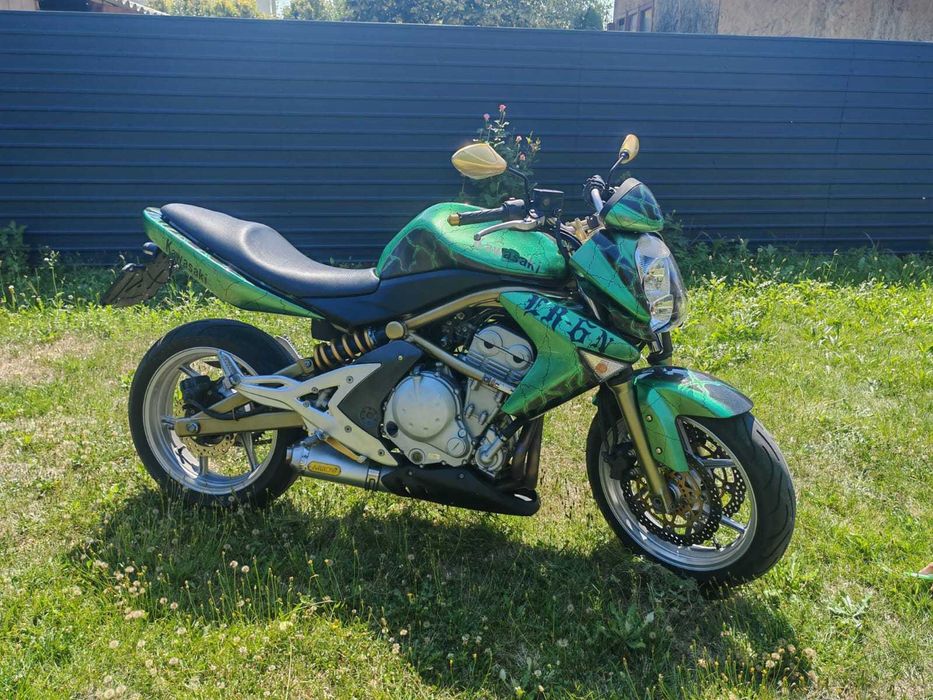 Motocicleta Kawasaki ER6N