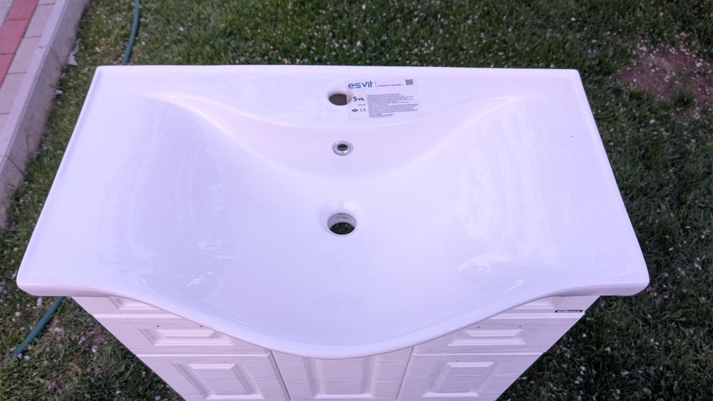 Mobilier baie ,masca cu lavoar