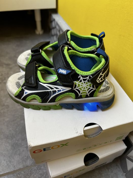 Детски сандали Primigi