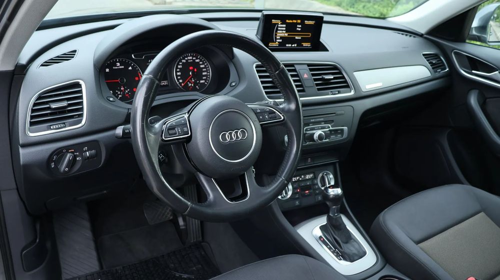 Audi Q3 2.0 TDI 140 CP Quattro • RATE • Istoric Service • Garanție • Trapă