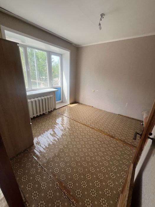 Продам Майлина 16 за 8.5 2 этаж