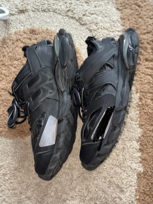Balenciaga track cu led 43