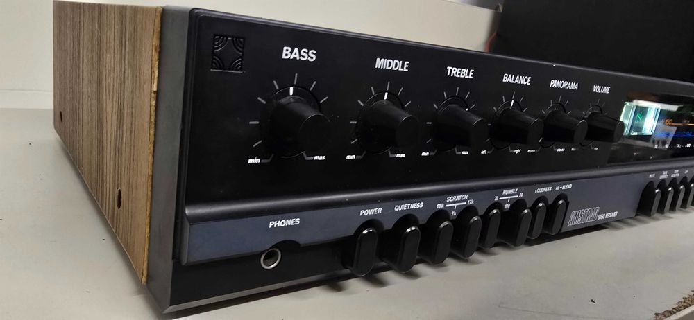 Receiver vintage Amstrad 5050