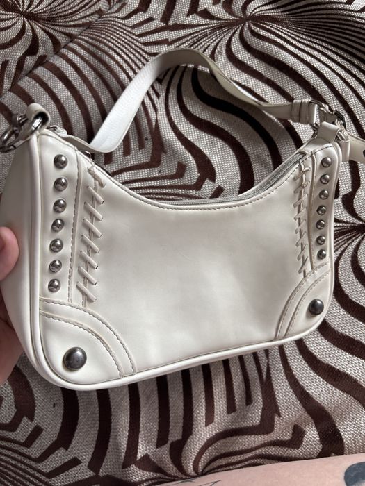 Сумка белая в стиле Баленсиаги