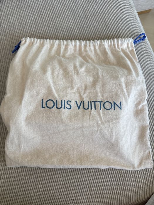 LV чанта